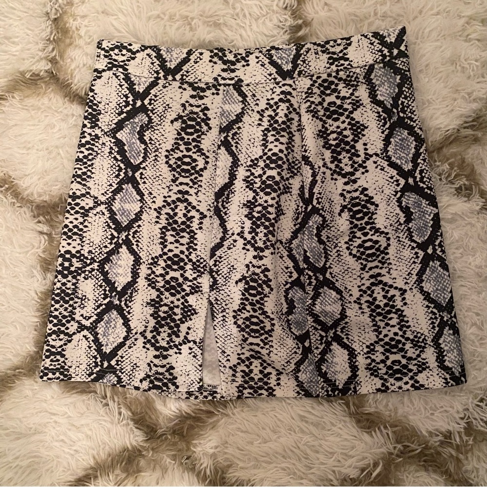 Snakeskin Print Mini Skirt